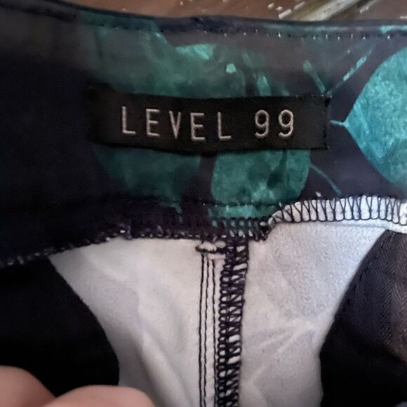 Level 99 Botanica midrise trousers - Picture 6 of 9